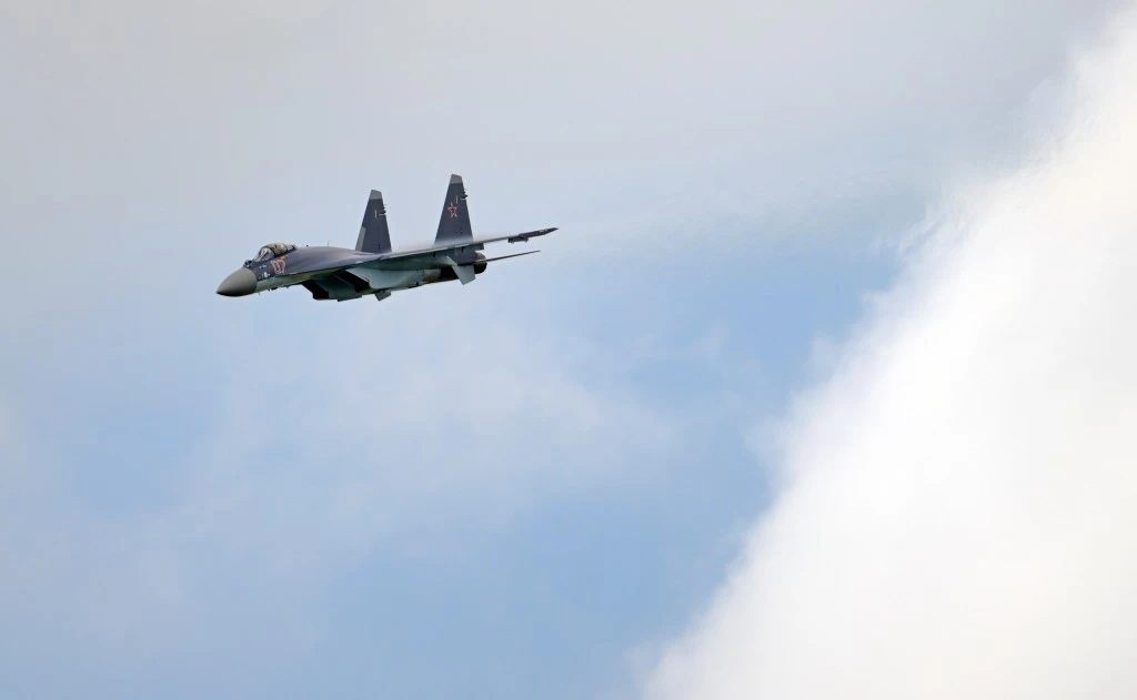 Des avions de chasse américains interceptent des avions russes près de l'Alaska
