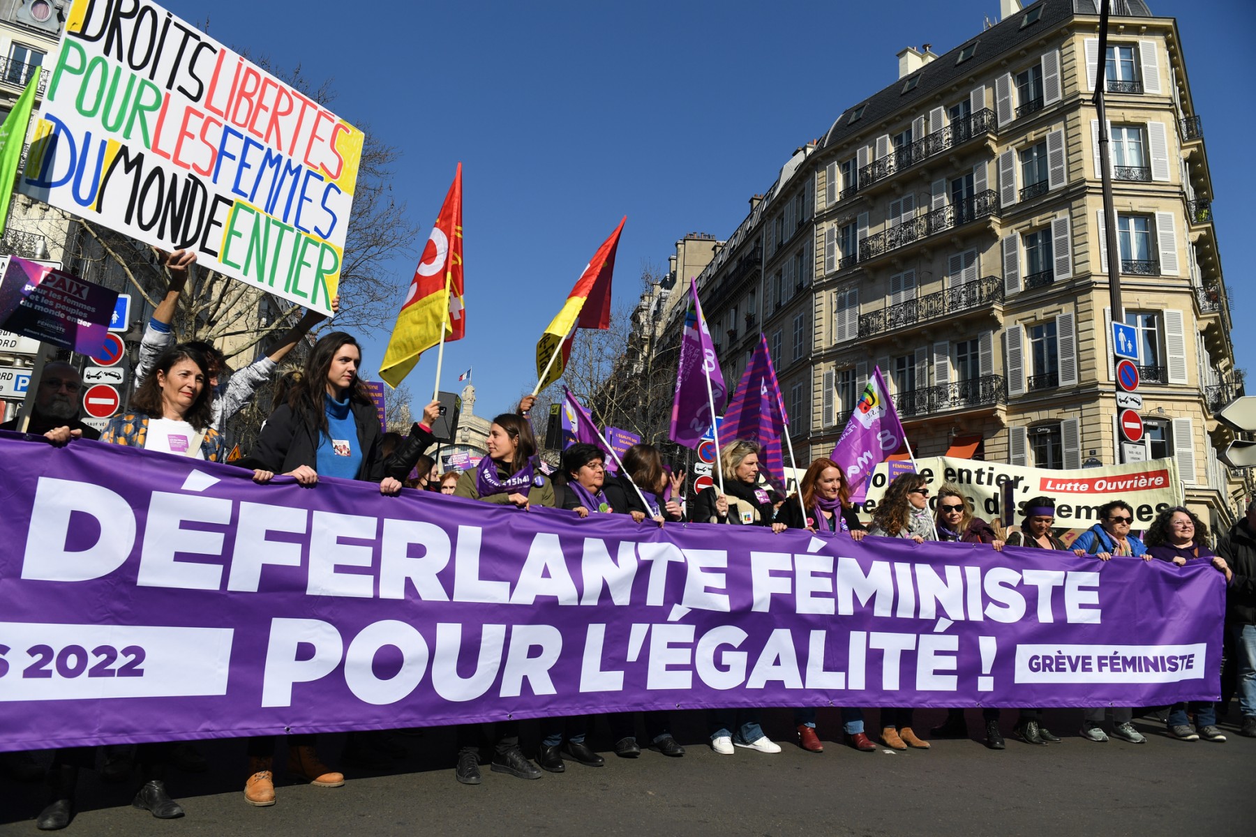 Droits des femmes: un 8 mars sous le signe des retraites