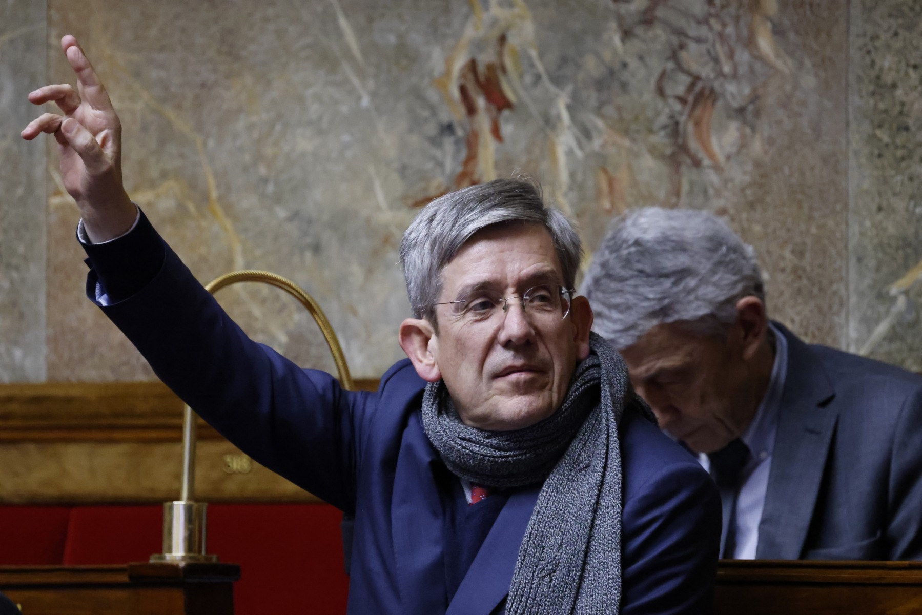 Courson, vieux routier de l'Assemblée et trait d'union des oppositions