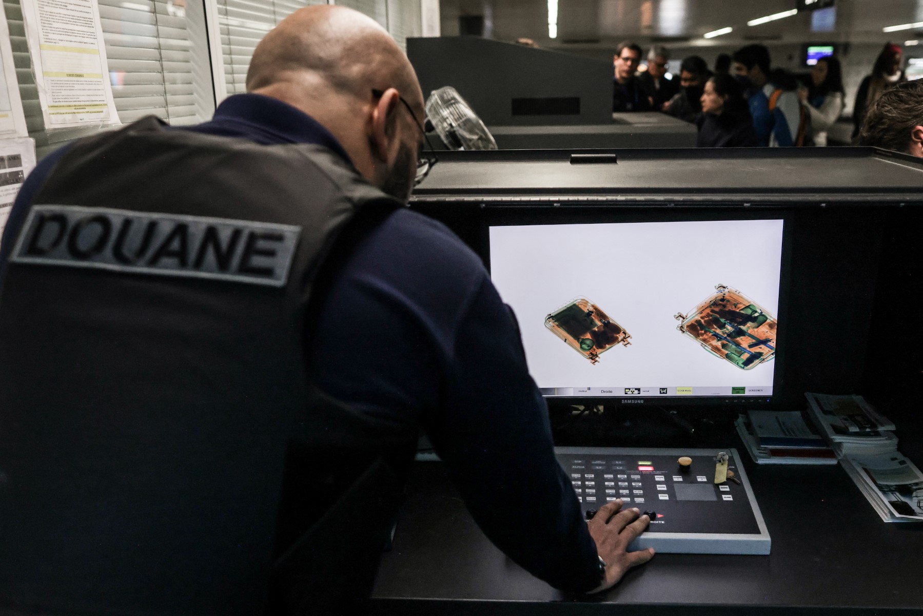 Trafic de stupéfiants avec l'Amérique latine: 11 personnes écrouées en France