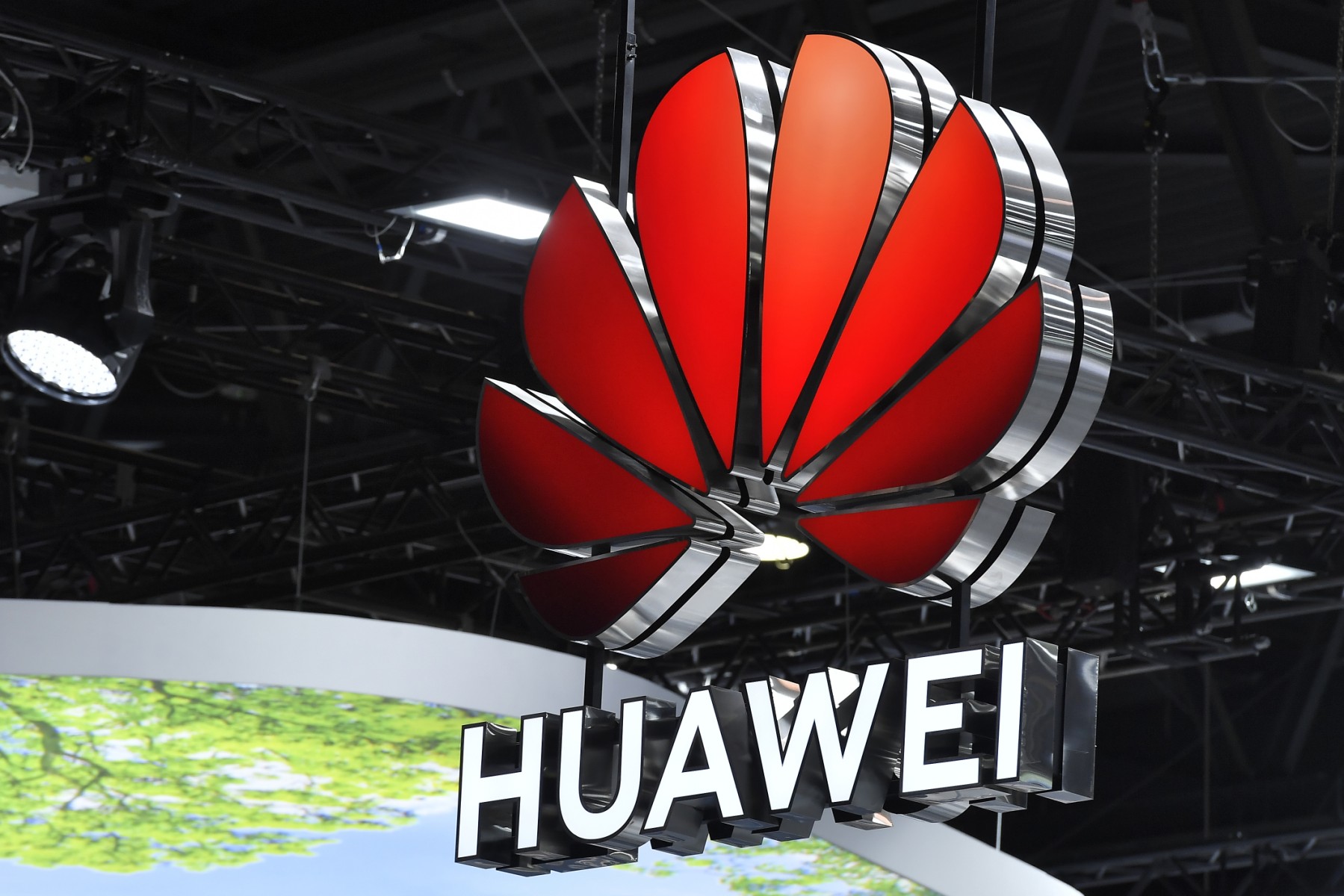 Huawei remplace des milliers de pièces américaines par des versions chinoises dans ses appareils
