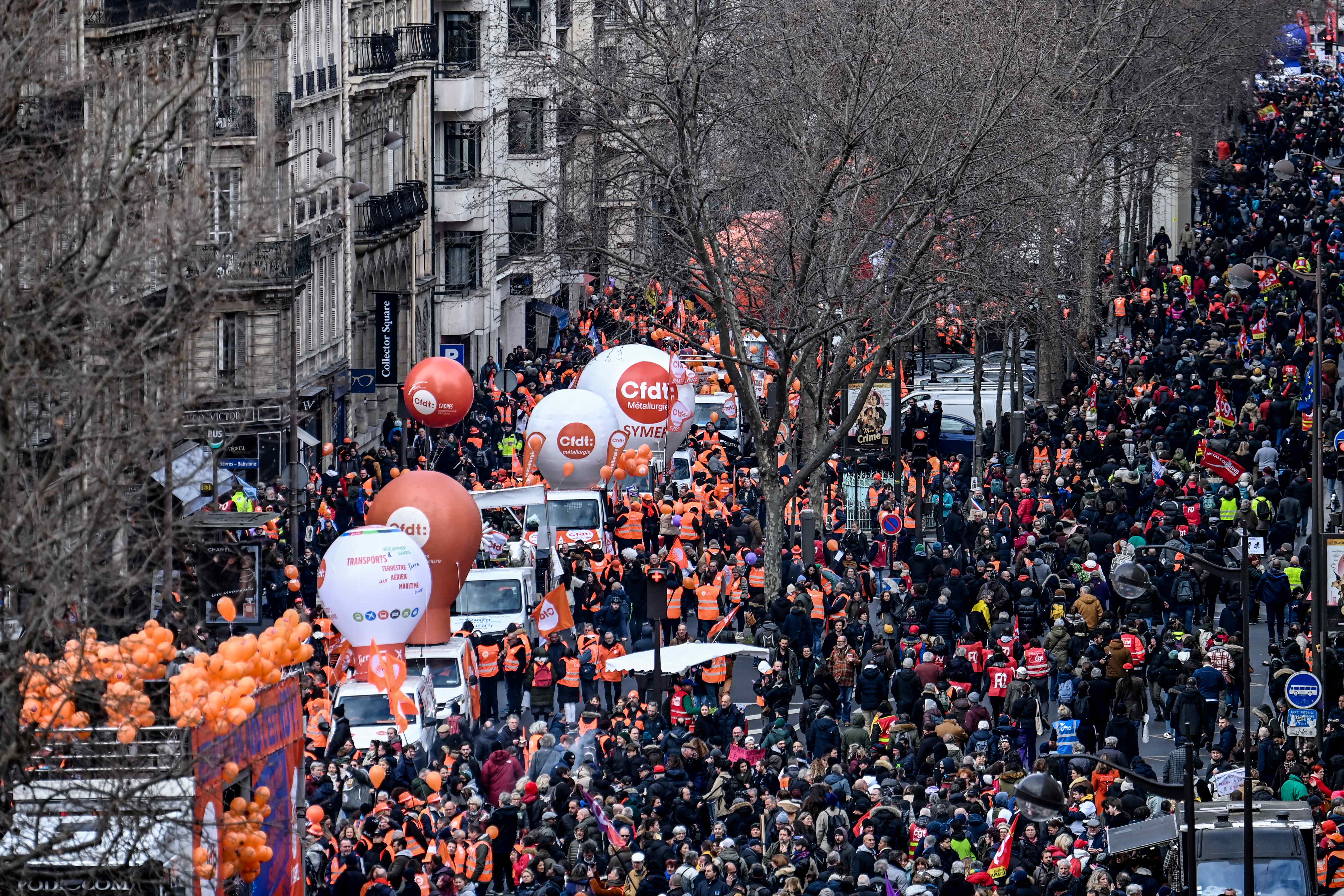 Réformes des retraites: le bras de fer entre syndicats et gouvernement se durcit