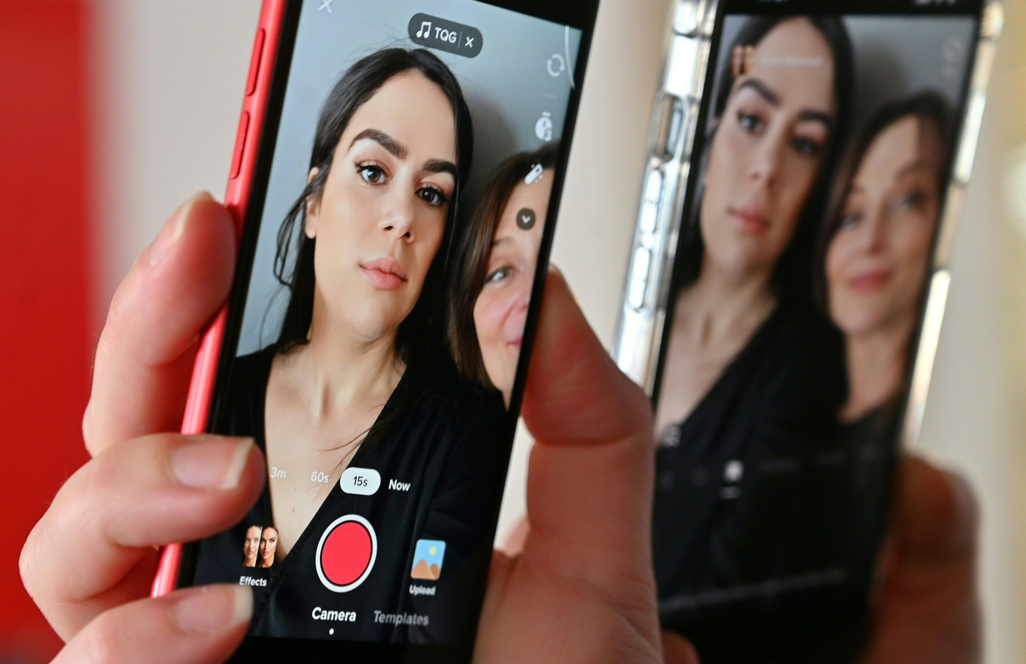 Les filtres de beauté, miroirs déformants d'une jeunesse connectée