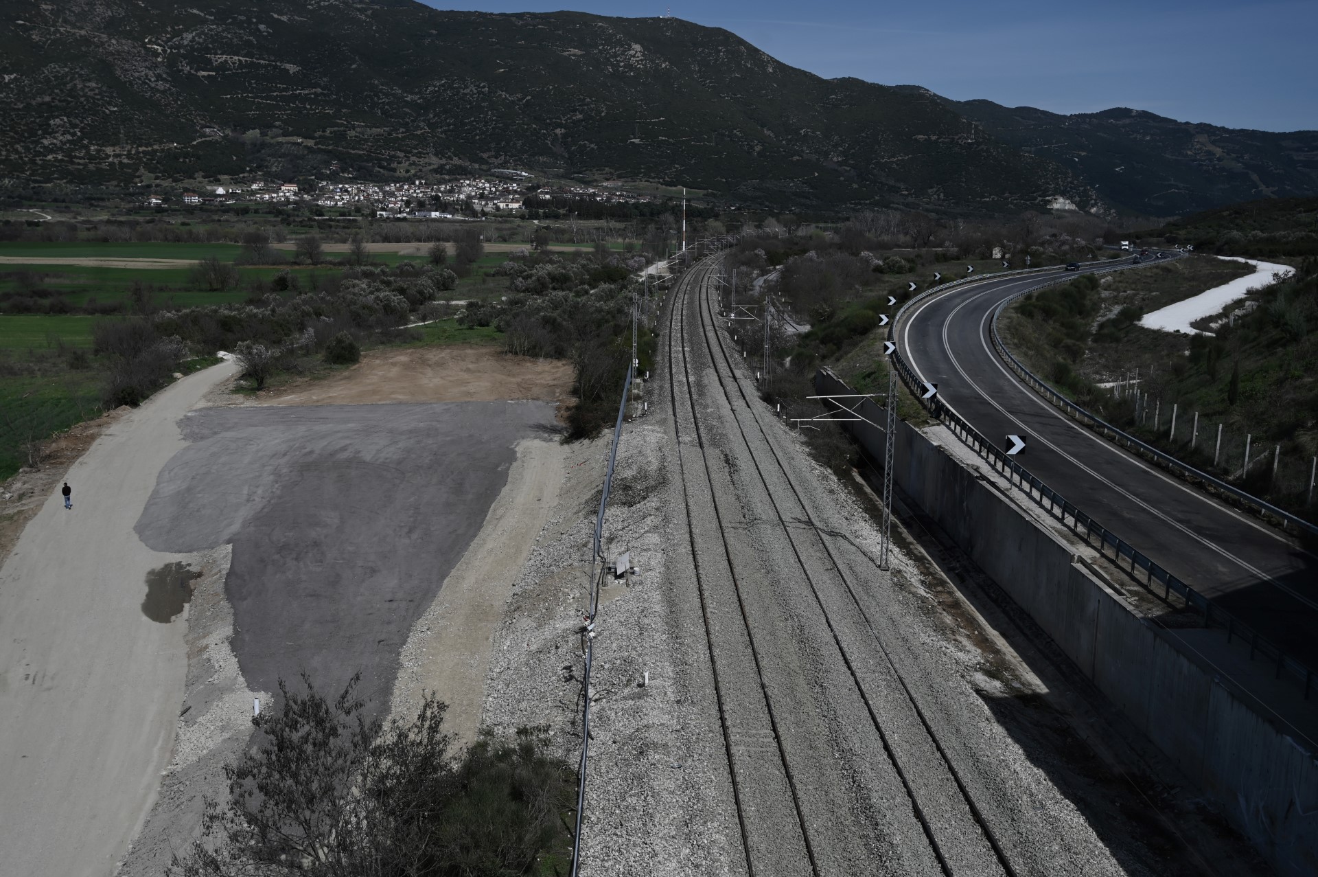 Grèce: après la catastrophe ferroviaire, le trafic des trains reprend partiellement