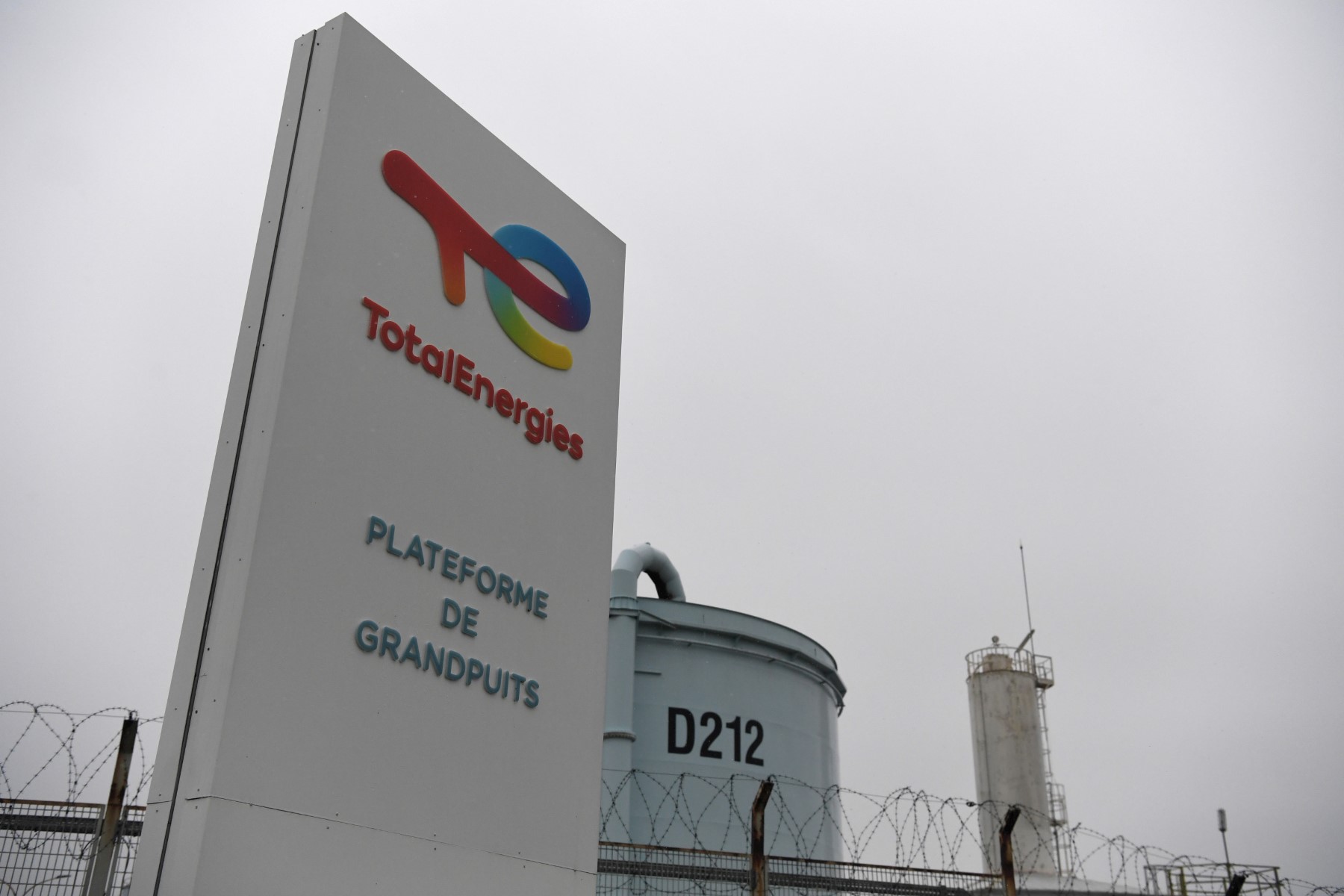 Plastique: Paprec et TotalEnergies lancent la première filière française de recyclage chimique