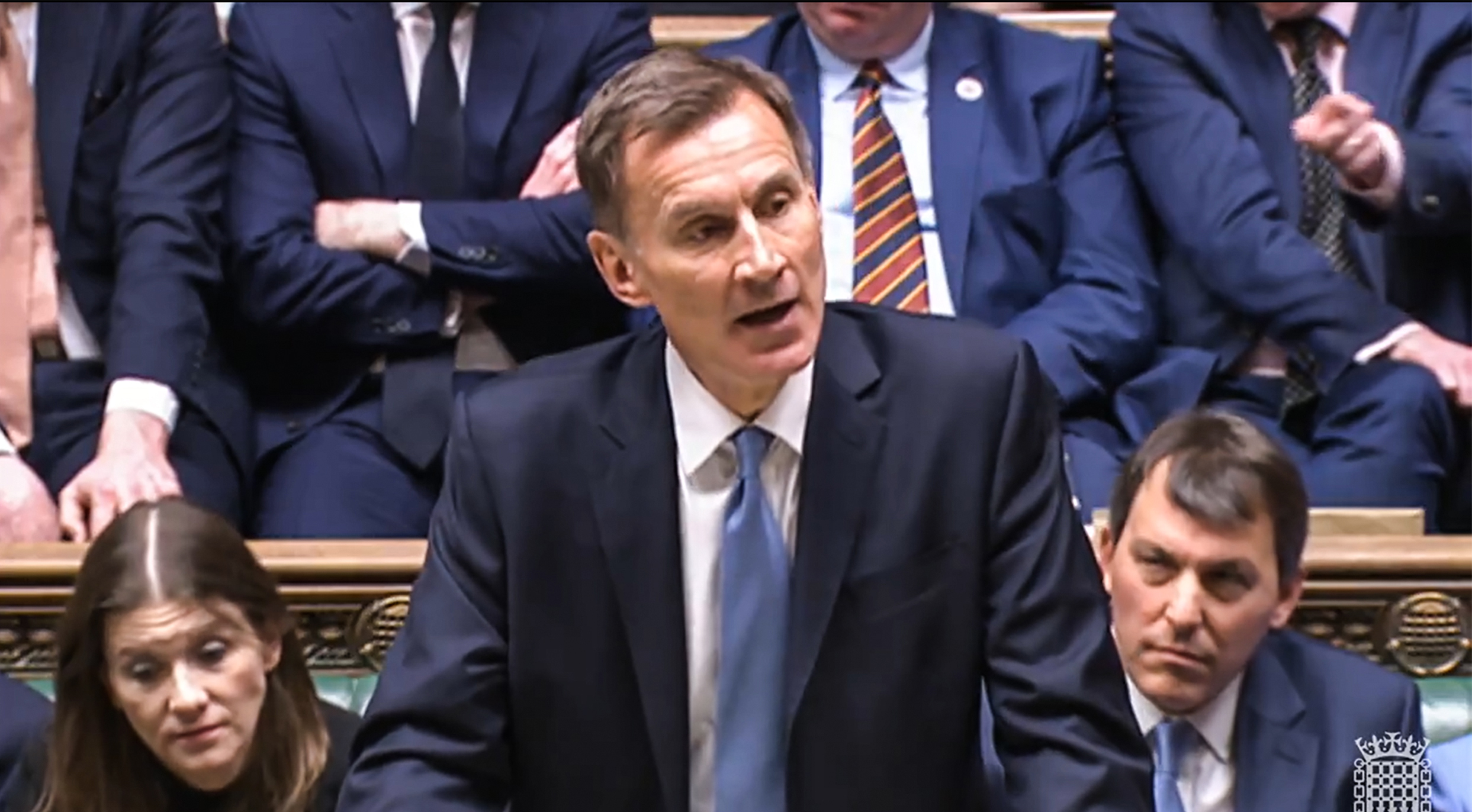 Londres annonce un budget d'aides face au coût de la vie, porté par des prévisions moins sombres