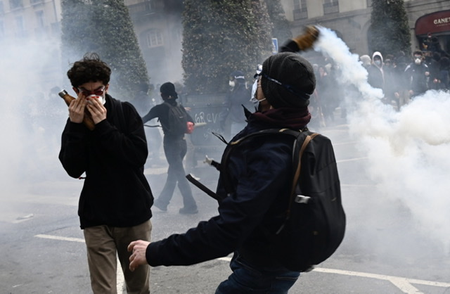 Rennes: Les leaders syndicaux se plaignent d'avoir été pris pour cible par la police