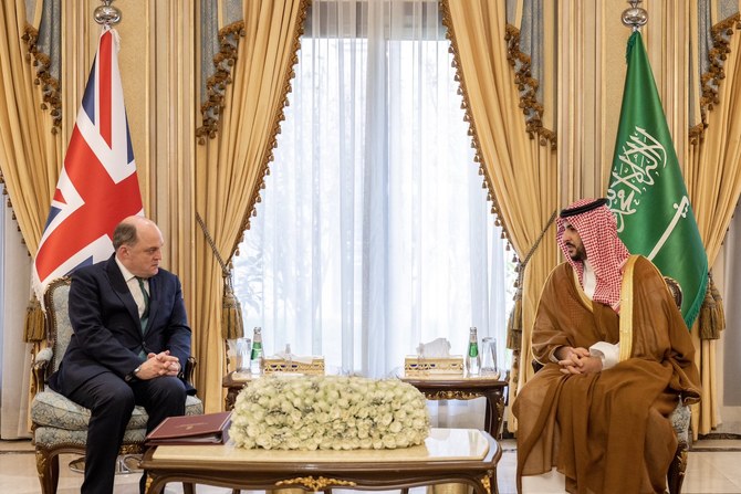 Le ministre saoudien de la Défense rencontre son homologue britannique