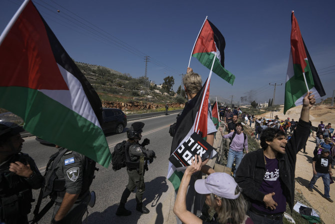Les Palestiniens dénoncent la libération par Israël des suspects des incendies criminels de Hawara