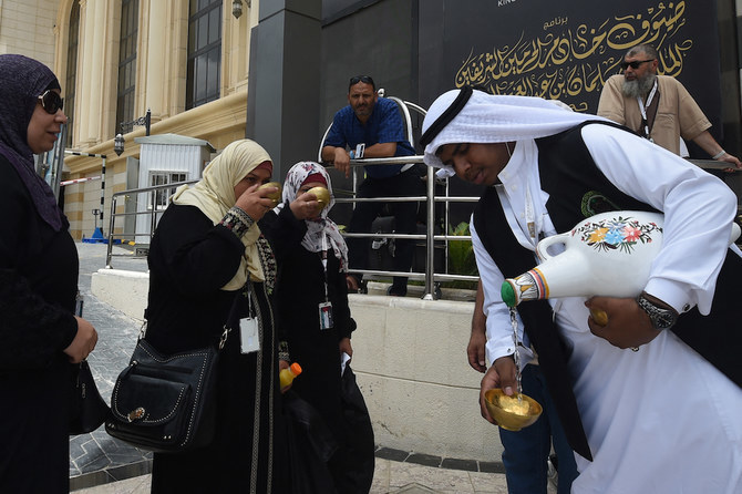 La Mosquée du Prophète distribuera deux millions de bouteilles d’eau de Zamzam aux femmes visitant la mosquée