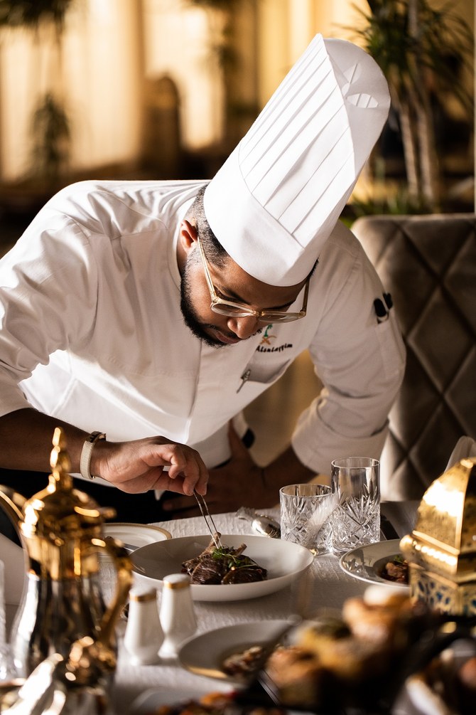 L'équipe culinaire de l'hôtel proposera aux clients des saveurs locales authentiques, avec un menu comprenant plus de 100 recettes. (fournie)
