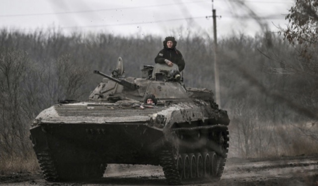 Les forces ukrainiennes se préparent à une contre-offensive près de Bakhmout