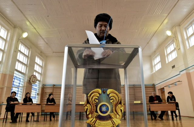 Au Kazakhstan, des législatives plus ouvertes en apparence