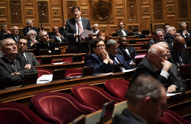 Retraites: Le Sénat vote l'extinction des régimes spéciaux, la pression monte avant le 7 mars