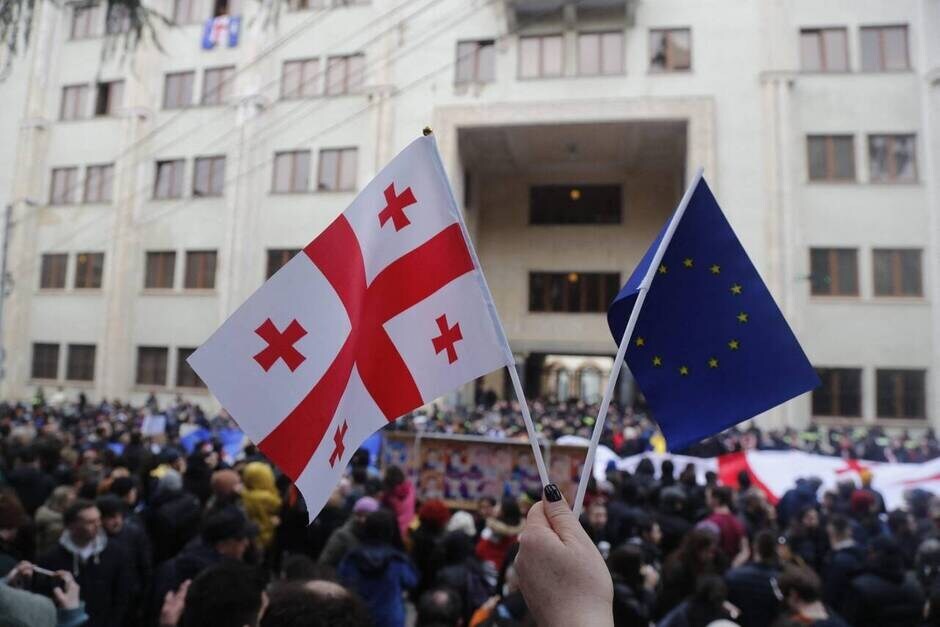 La France est prête à «accompagner» la Géorgie «vers le statut de pays candidat» à l'UE
