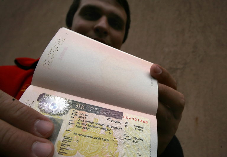 Londres envisage d'assouplir sa politique de visas face au manque de main d'oeuvre