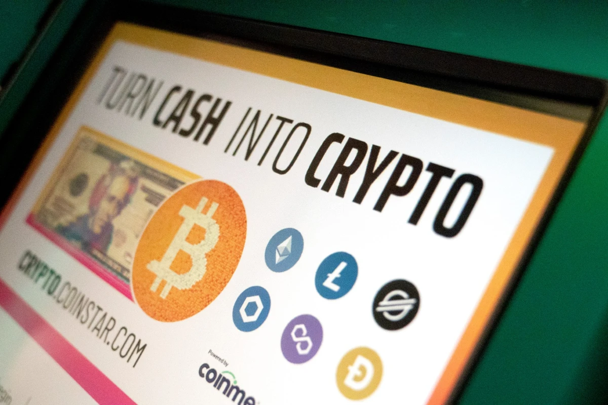 Crypto: les faillites s'enchaînent mais le bitcoin s'envole
