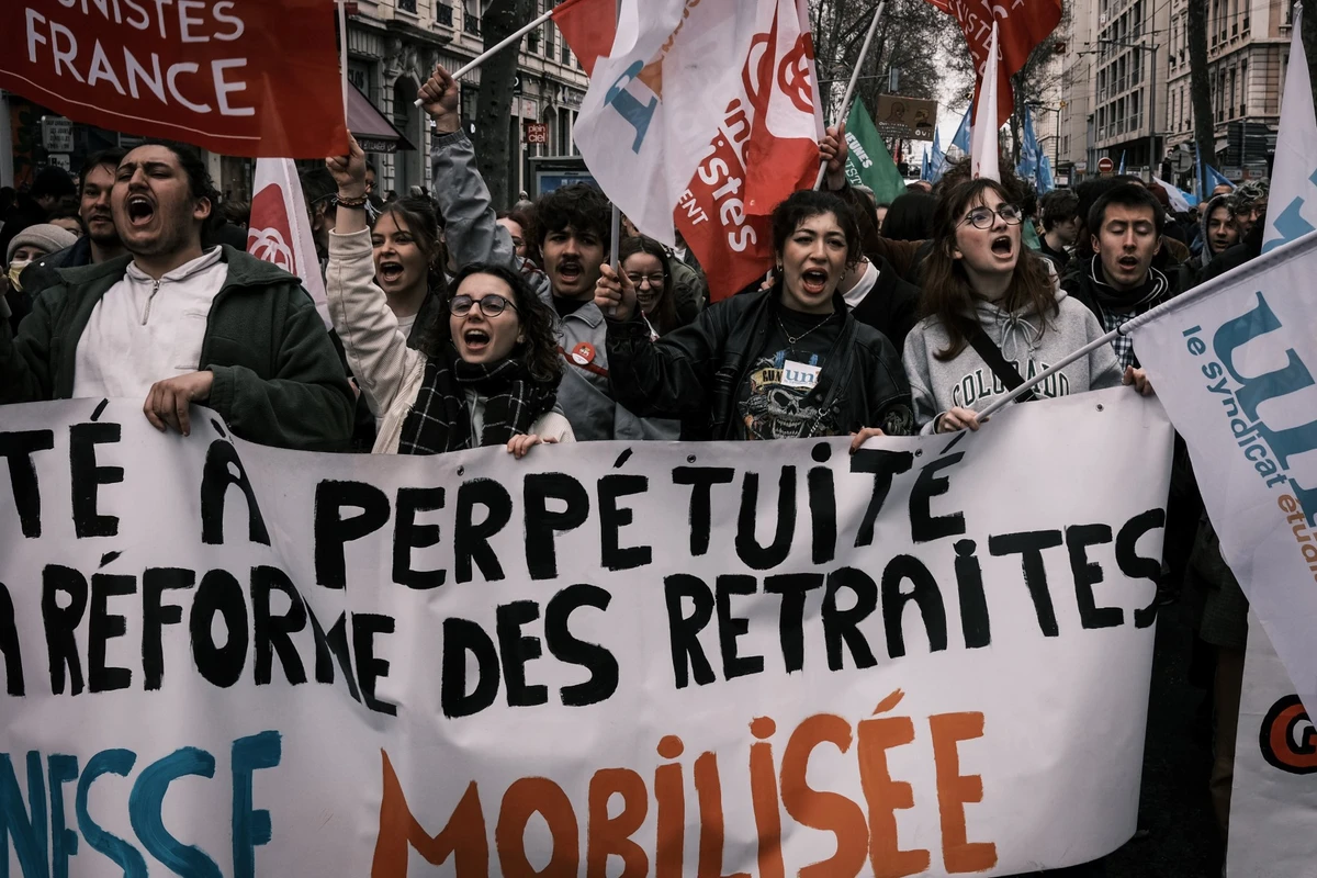 Le quitte ou double de Macron sur les retraites!