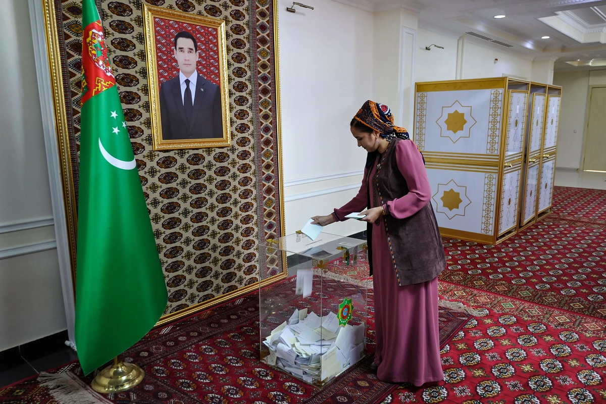 Turkménistan: législatives sous l'oeil de la puissante famille au pouvoir