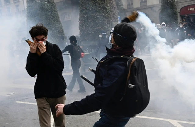 Rennes: Les leaders syndicaux se plaignent d'avoir été pris pour cible par la police