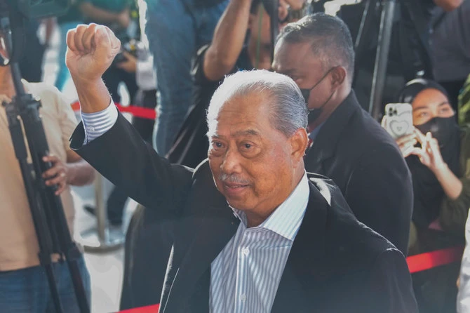 Malaisie: l’ex-Premier ministre Muhyiddin inculpé de corruption