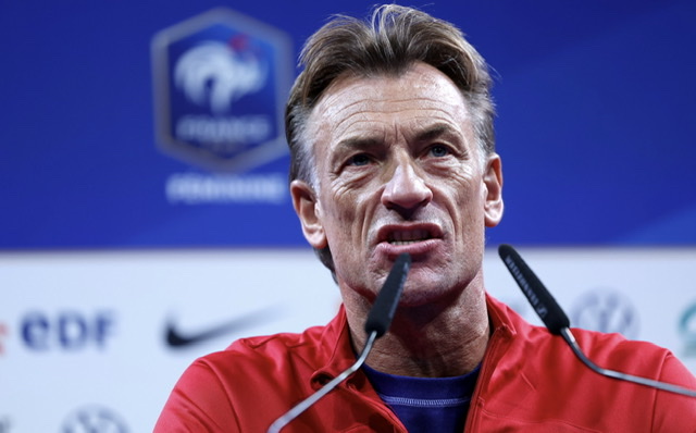 Bleues: Hervé Renard, premiers pas dans un nouveau monde