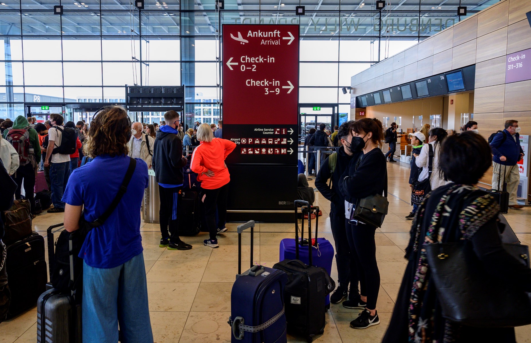 Allemagne: appel à la grève lundi des personnels de sécurité de l'aéroport de Berlin