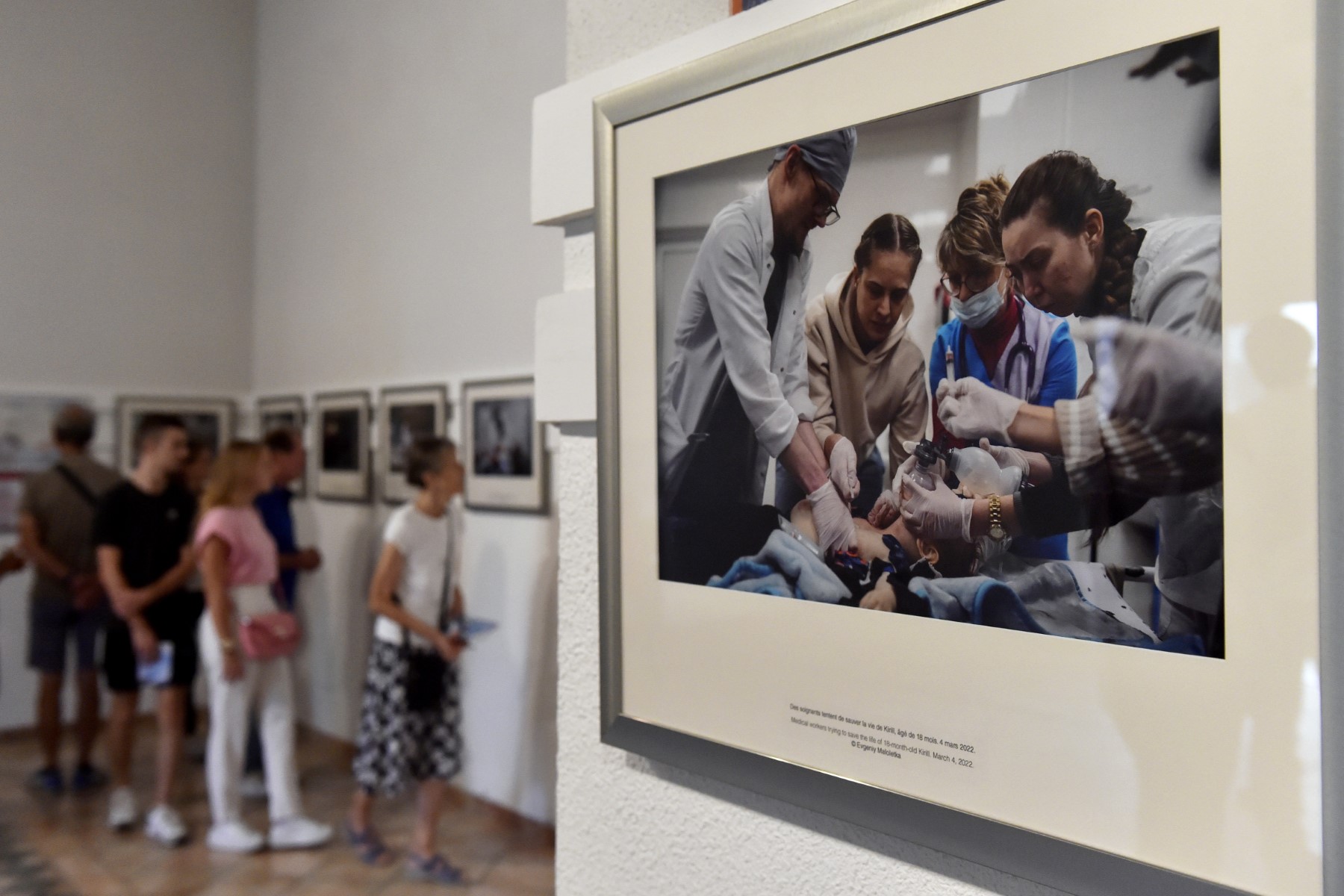 L'image d'une victime d'une frappe sur la maternité de Marioupol remporte le World Press Photo