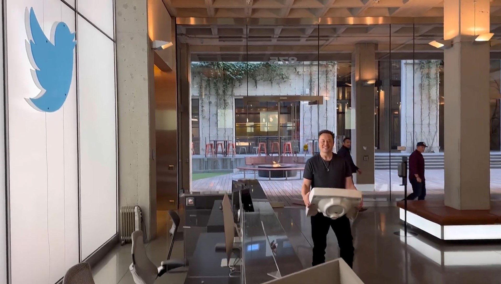 Elon Musk crée X.AI, une start-up d'intelligence artificielle