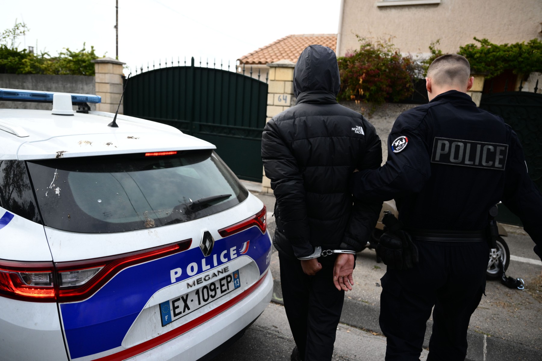 Un mort et trois blessés dans cinq fusillades à Marseille