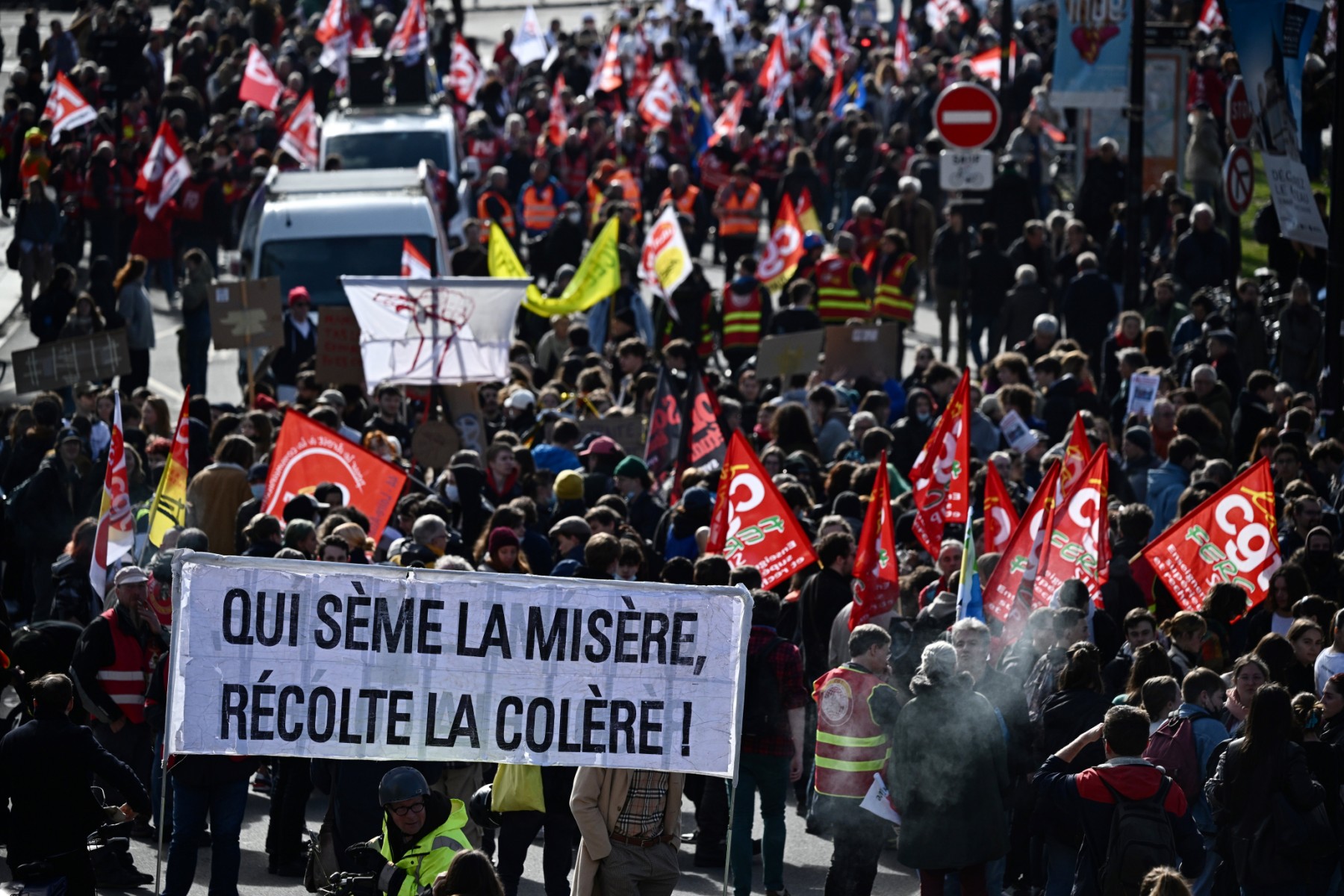 Retraites: Nantes et Rennes, des mobilisations fortes et des violences qui interrogent