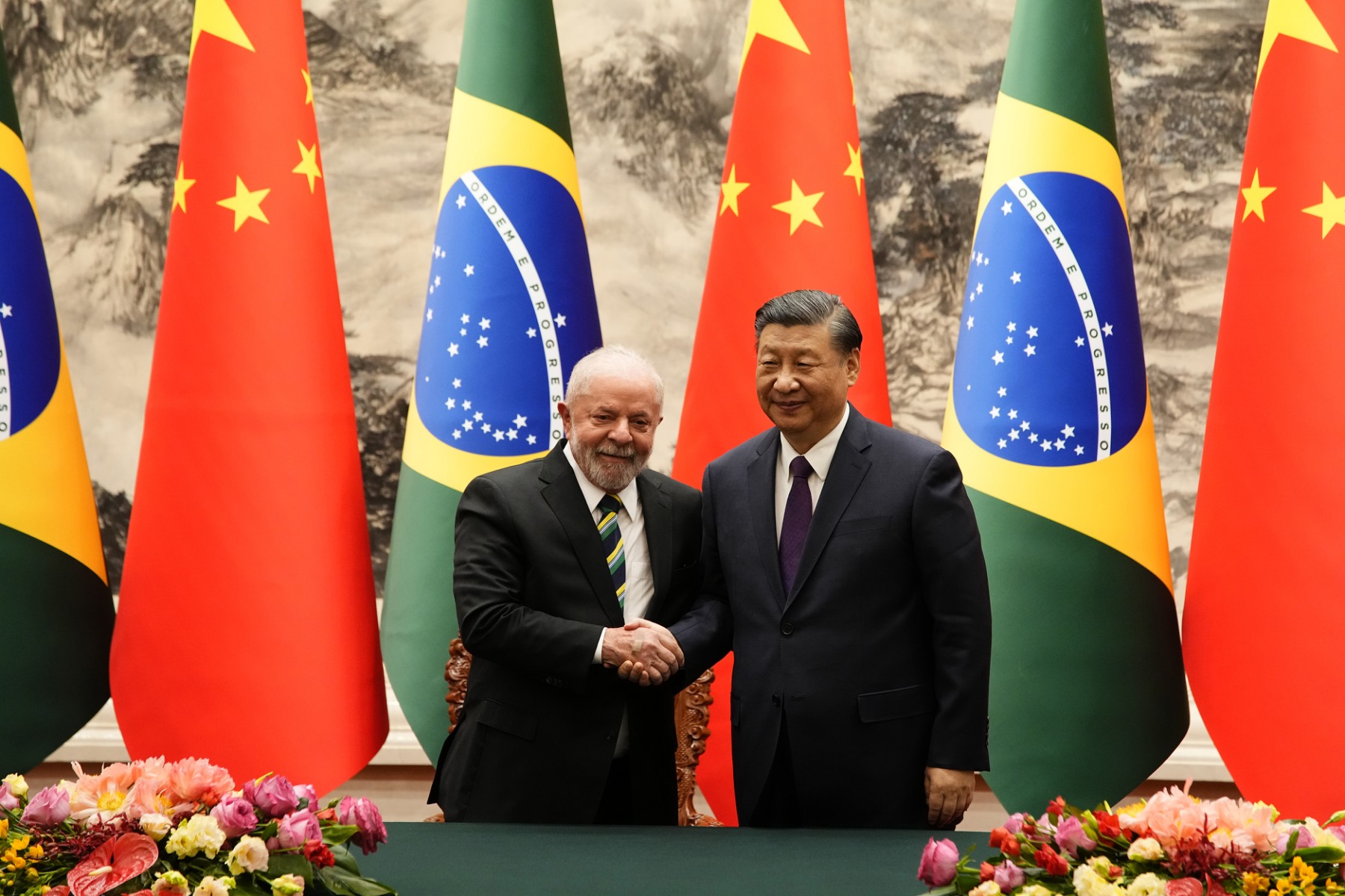 Xi et Lula exhortent les pays développés à tenir leurs promesses financières sur le climat