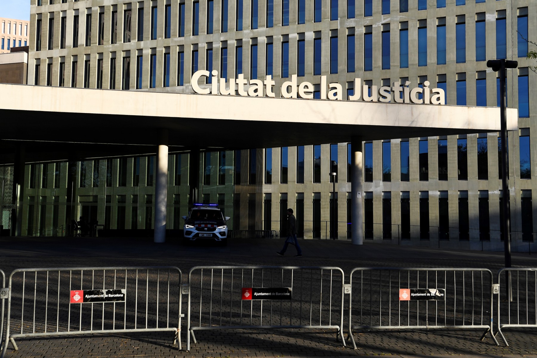 Espagne : huit à dix ans de prison pour avoir planifié des attentats contre des intérêts russes