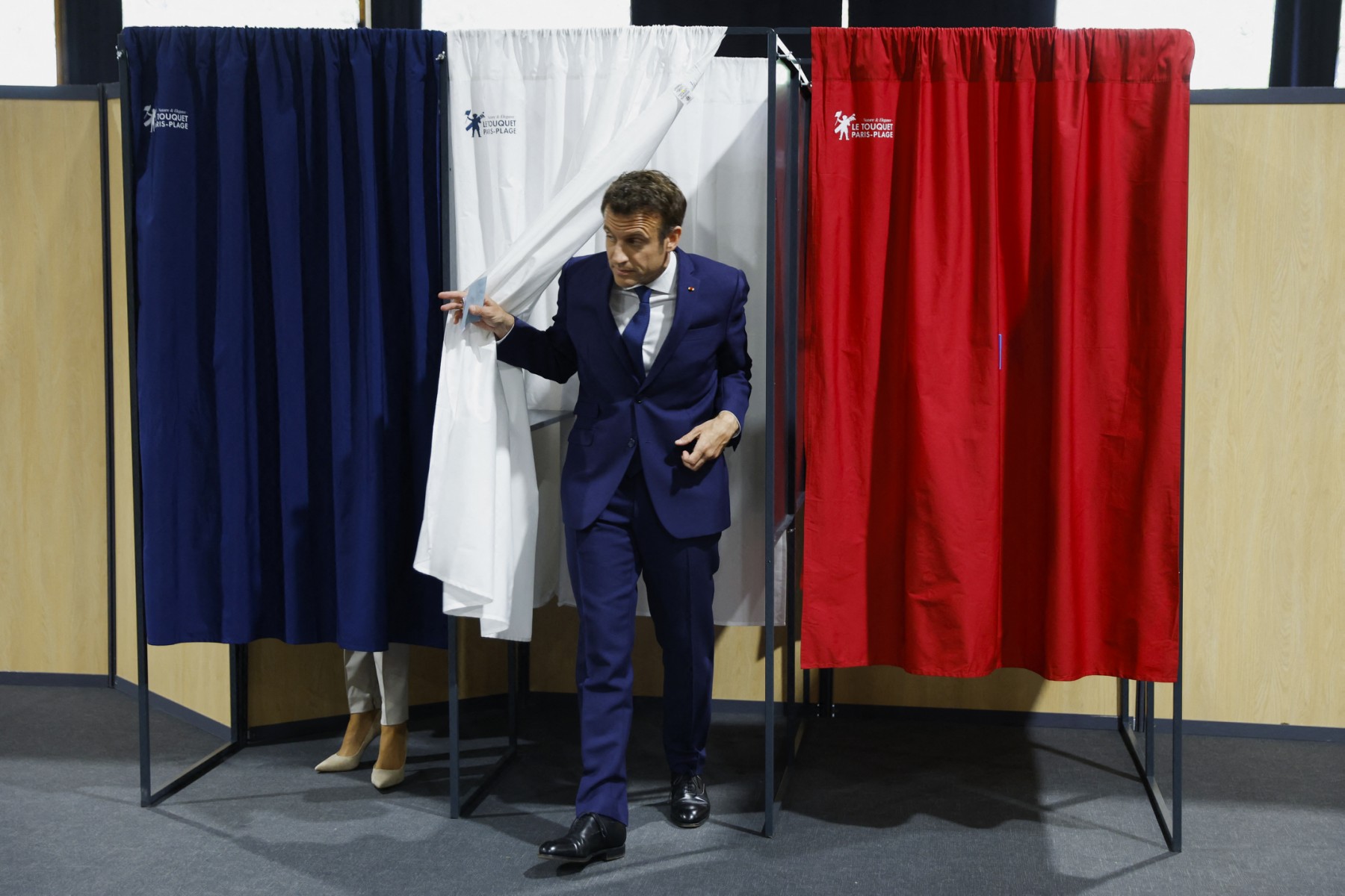 A l'Elysée, isolement et dysfonctionnements