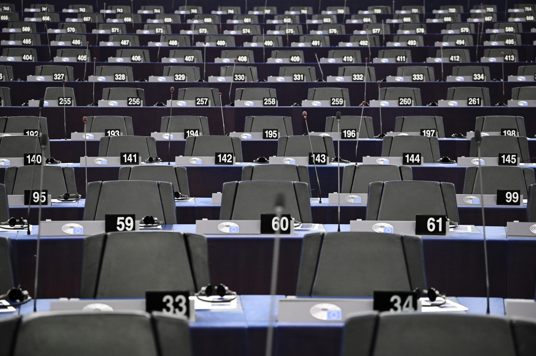 Le Parlement européen adopte des règles pour encadrer les cryptomonnaies