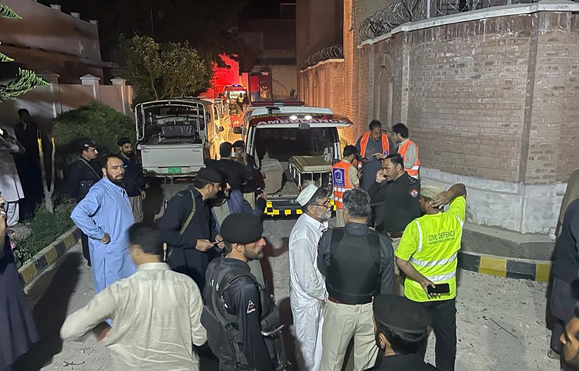 Explosions dans un commissariat au Pakistan: 12 morts, 50 blessés