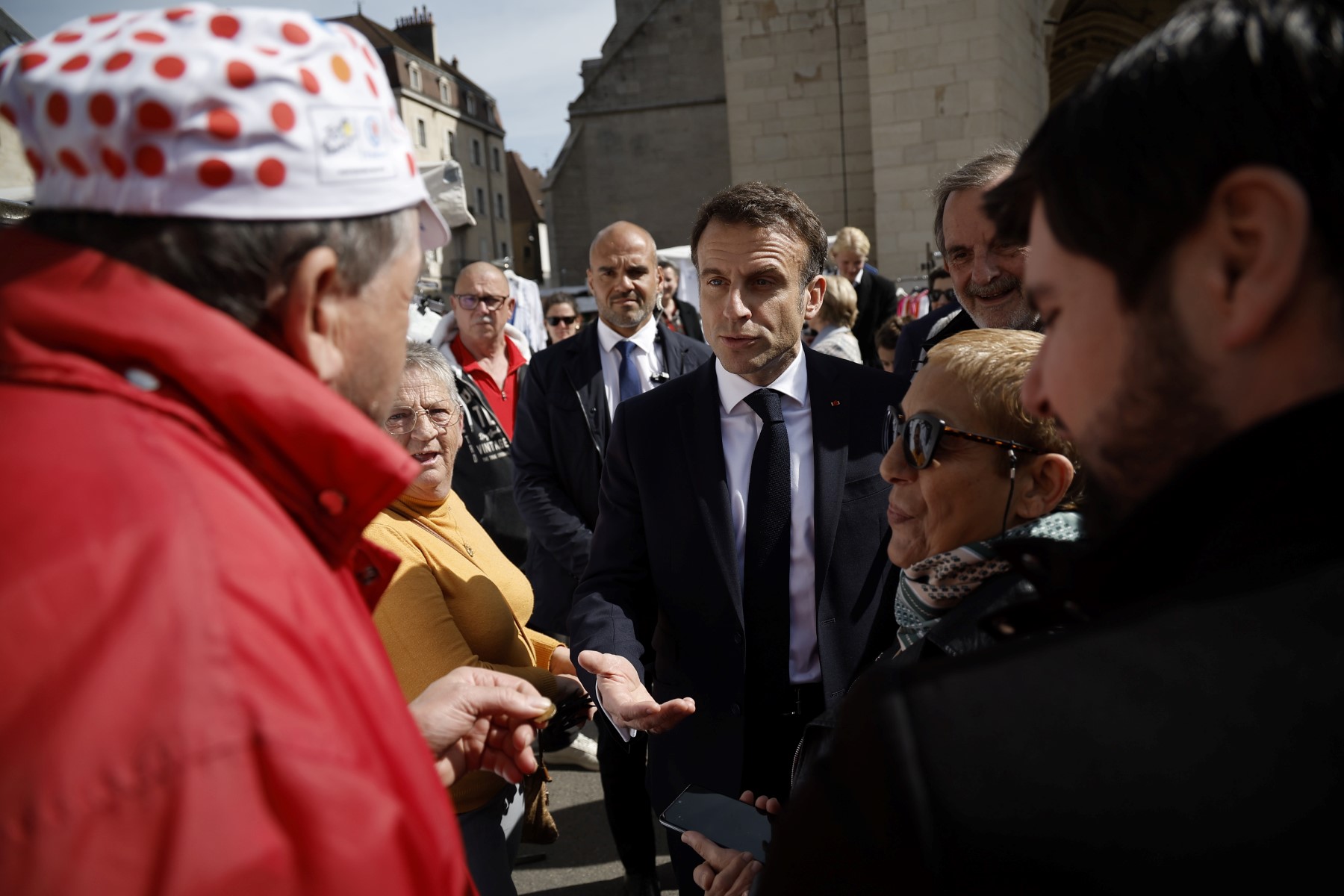 Macron à l'écoute de la «colère» des Français dans le Jura