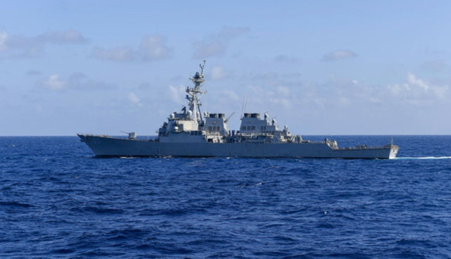 Un destroyer américain a navigué dans le détroit de Taïwan, revendiqué par Pékin