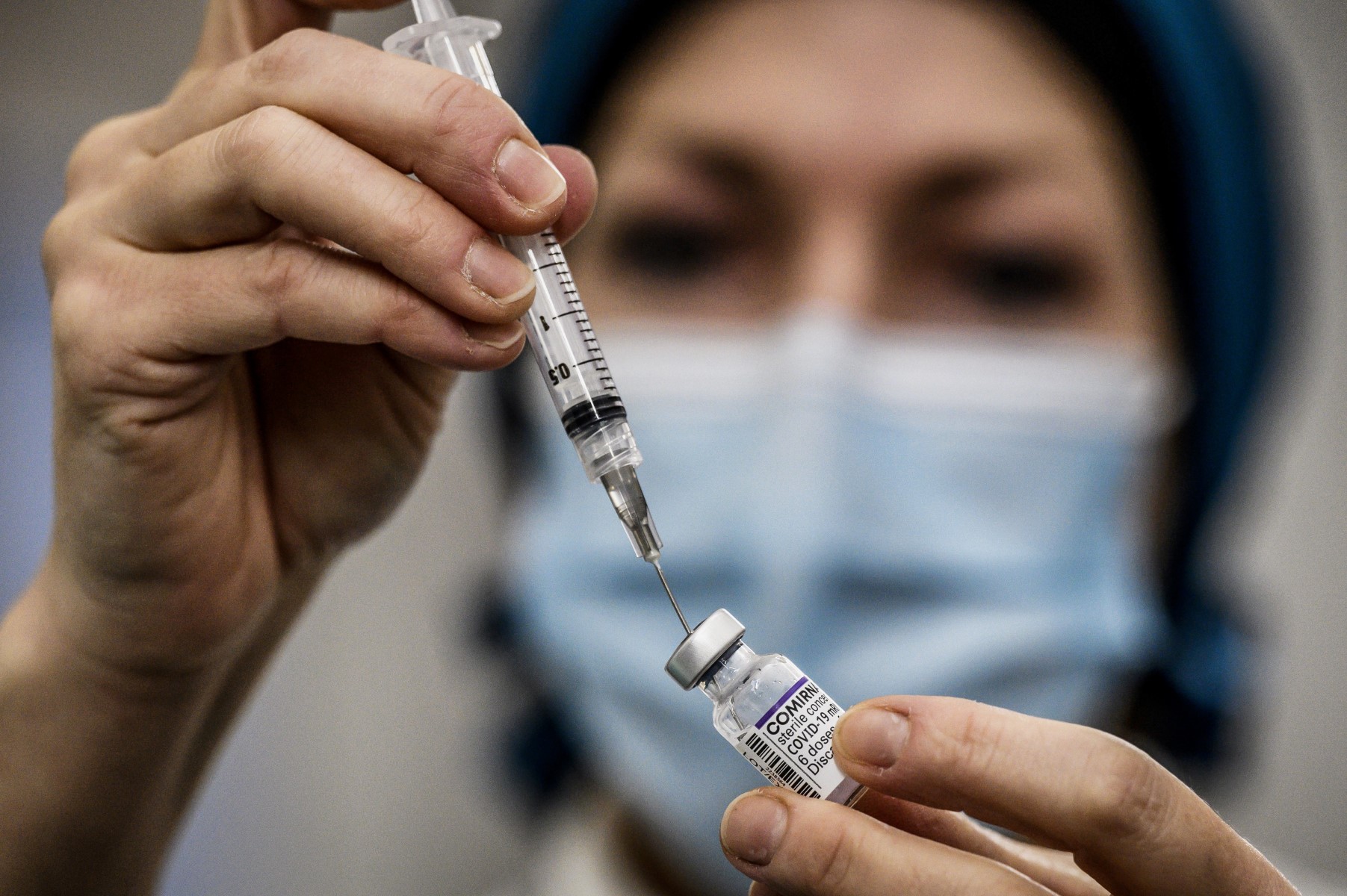 Covid: les députés rejettent une abrogation de l'obligation vaccinale pour les soignants