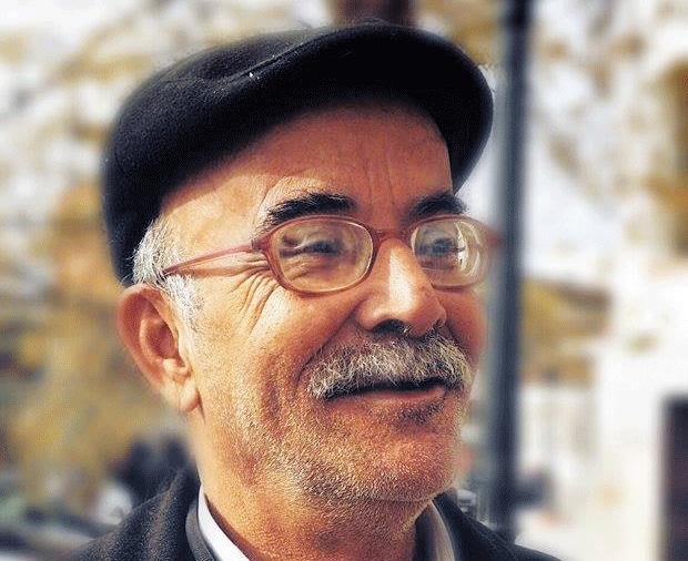 Artiste polyvalent Abdelaziz Abdelmoudjib de Mascara : Partage de passion et de dérision