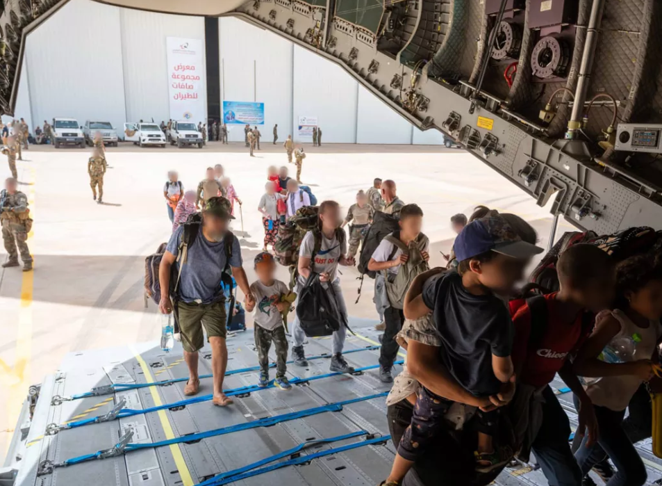 Soudan: Un deuxième avion français atterrit à Djibouti, environ 200 évacués au total