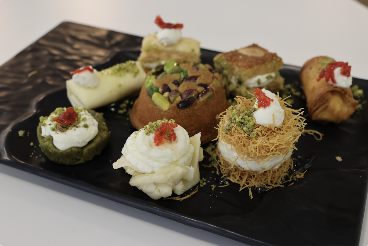 Un peu de la magie du ramadan dans les pâtisseries de Paris