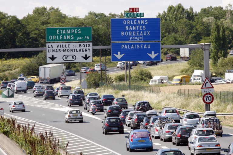 Consultation sur la transformation du périphérique parisien, qui fête ses 50 ans
