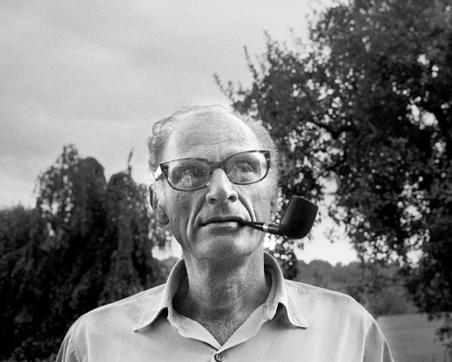 Arthur Miller en vient aux mains avec le maccarthysme