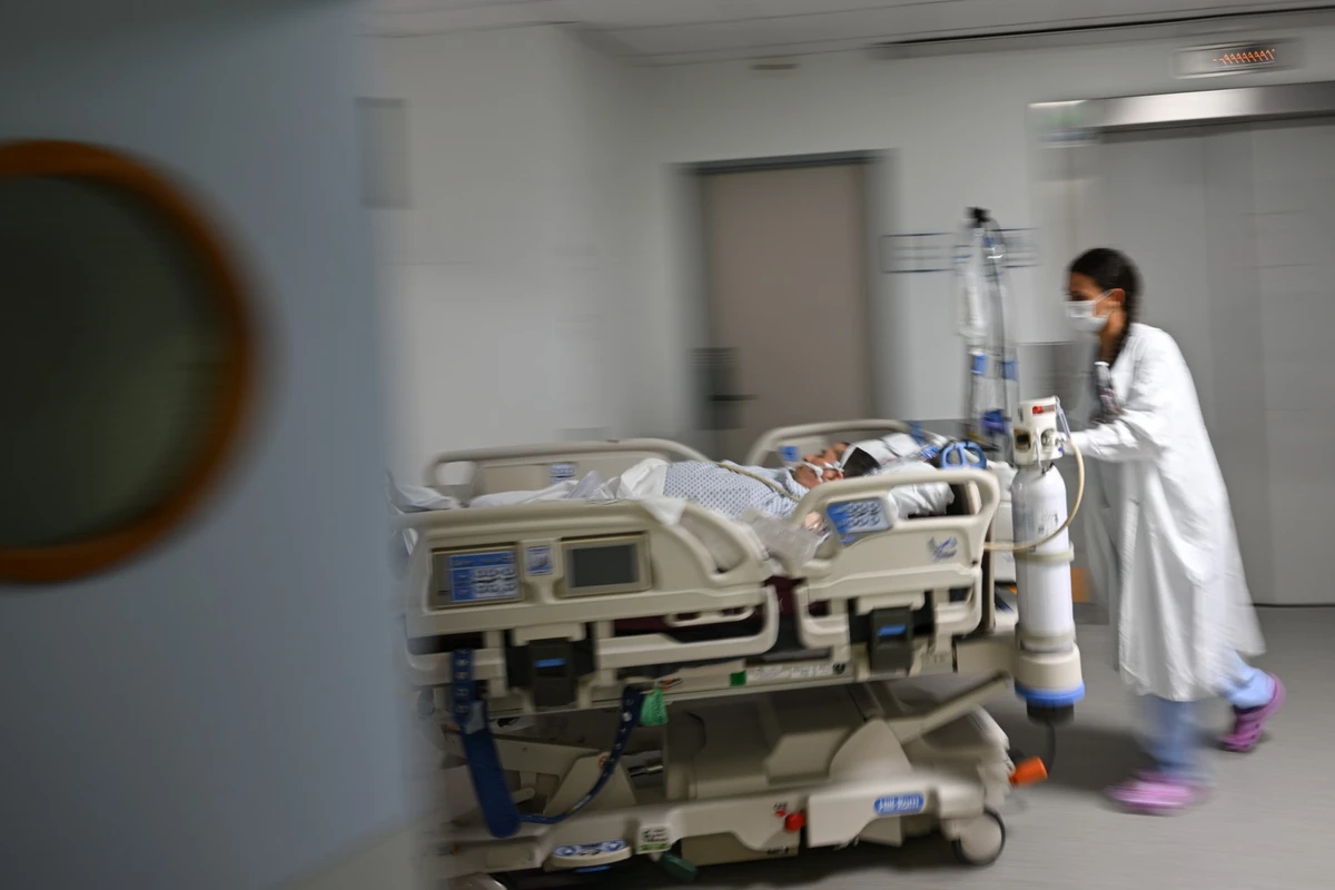 Les petits hôpitaux pris au piège du bras de fer de l'intérim médical