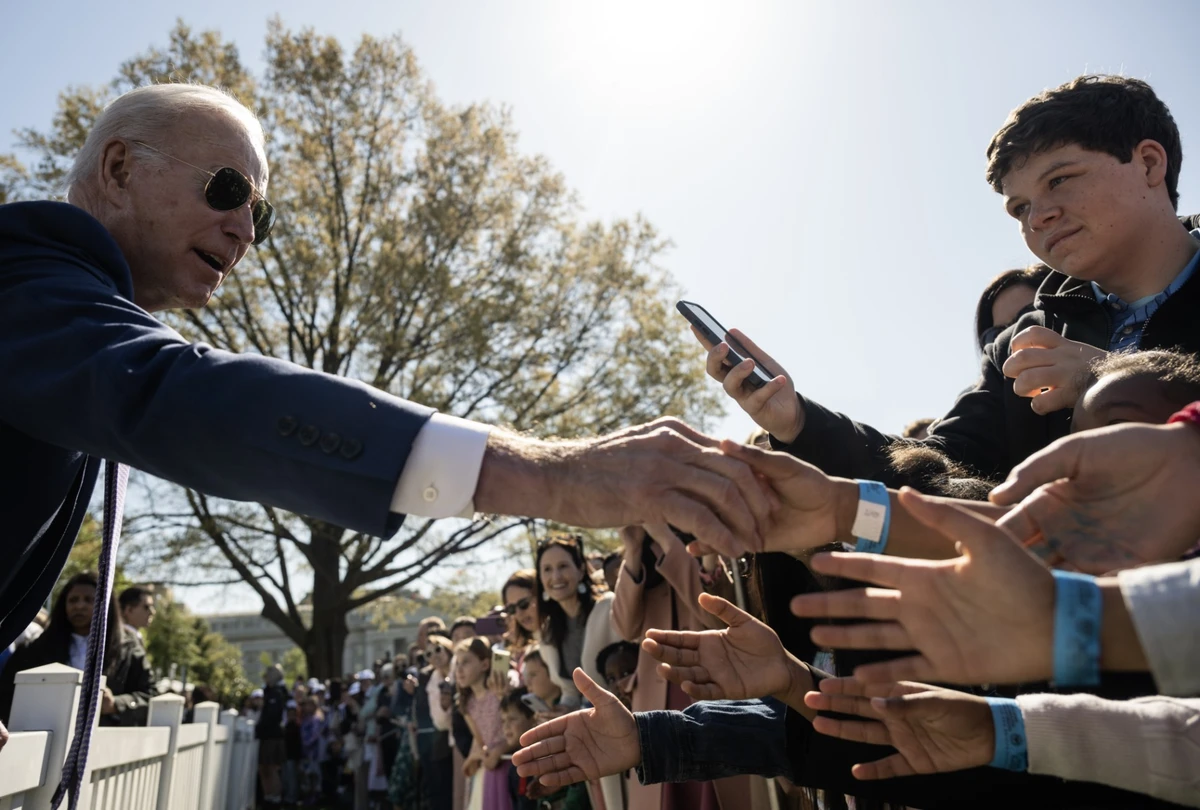 Biden «compte» se représenter en 2024