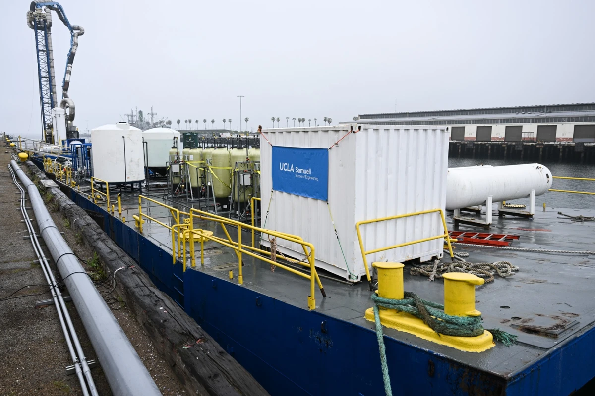 Utiliser l'océan comme une éponge à CO2, un pari contre le réchauffement climatique