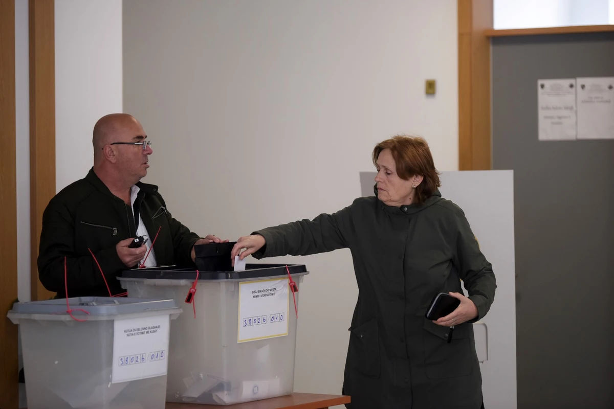 Les Serbes du Kosovo boudent les municipales dans le nord organisées par Pristina