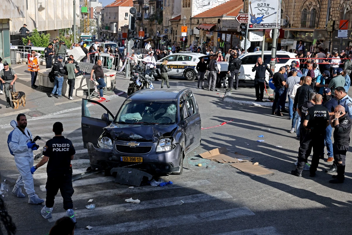 Jérusalem: cinq blessés par une voiture, Netanyahu parle d'«attentat»