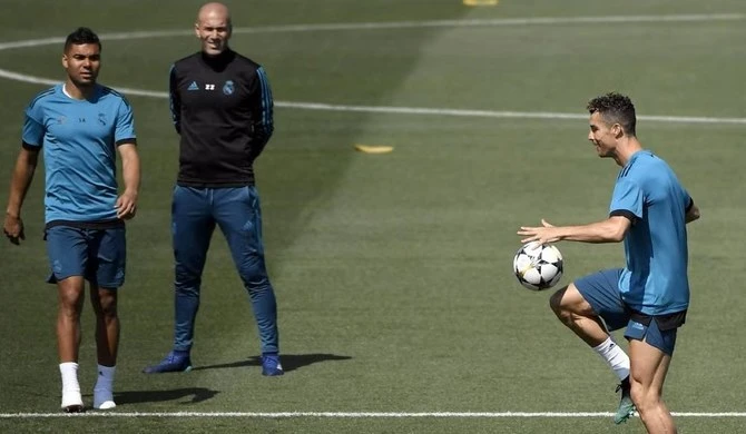 Al-Nassr envisage Zidane comme nouvel entraîneur, rapporte Marca